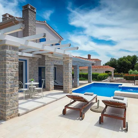 Dom wakacyjny Torre Iii *