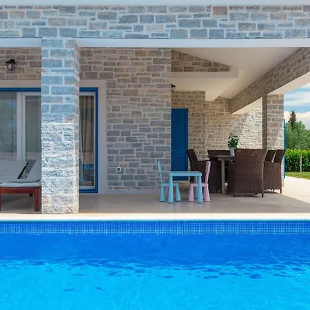 Torre Iii Tatil Evi *